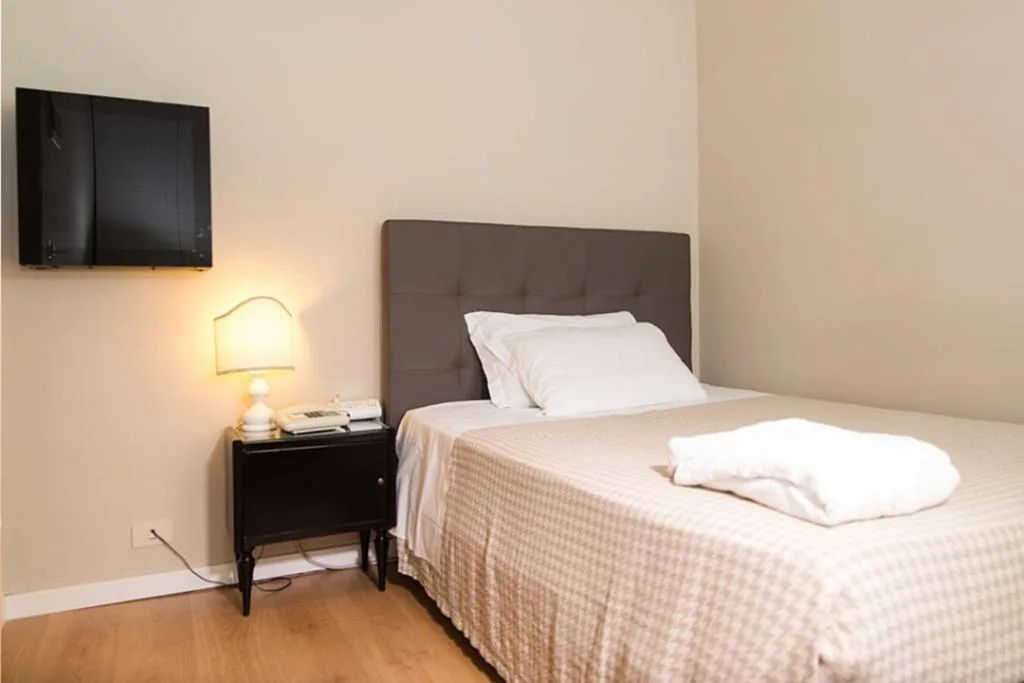 Executive Single Room — Hotel Touring Wellness & Beauty