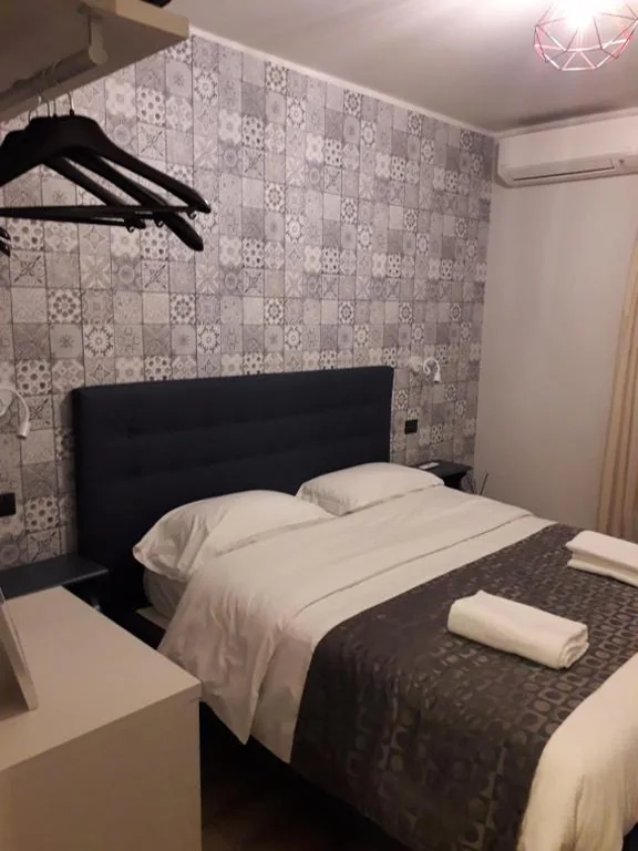 Camera Singola — Hotel & Apartments ” Perpoin “