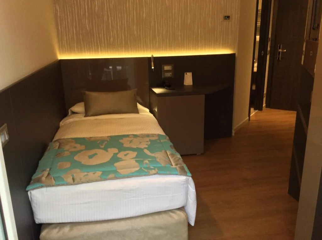 Single Room — Hotel Ariston & Apartments