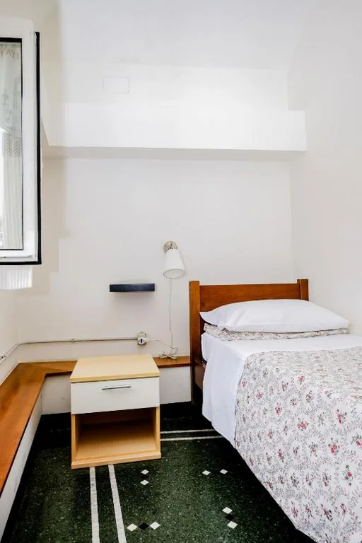 Camera Singola — Hotel Caffaro