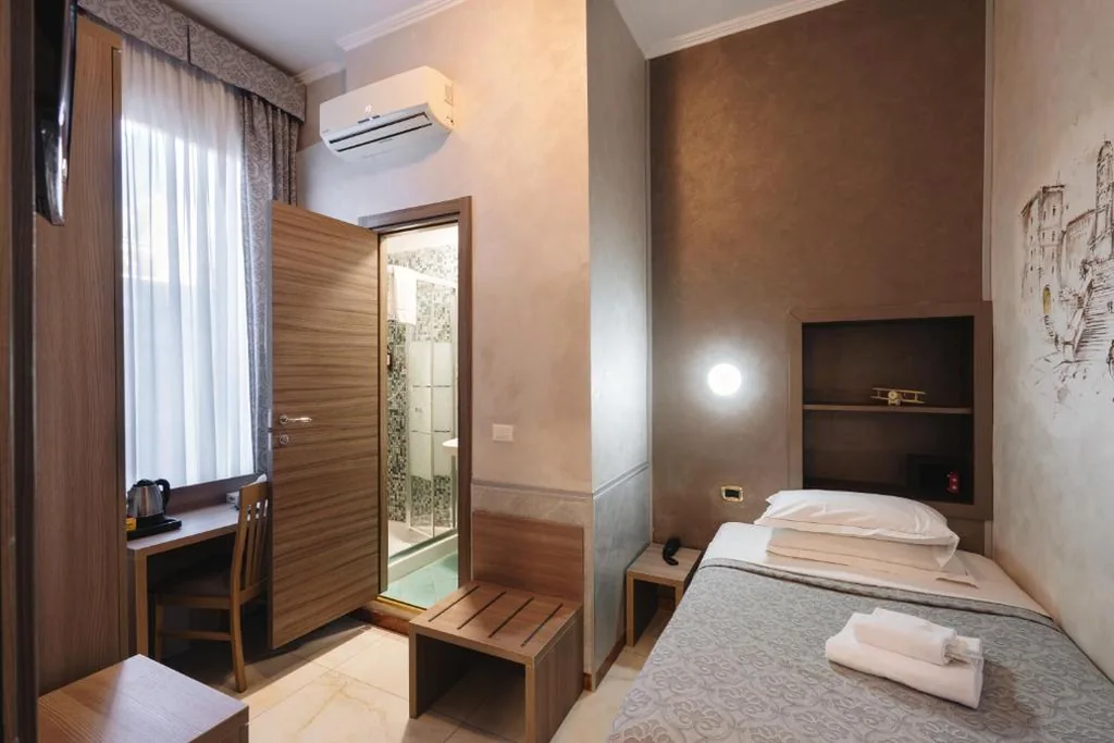 Camera Singola — Hotel Centro Cavour Roma