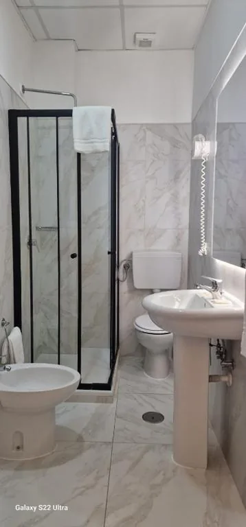 Single Room — Hotel Chopin
