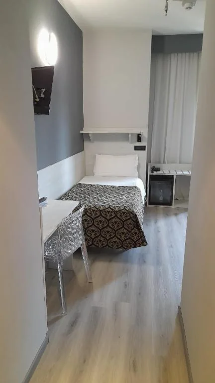Camera Singola — Hotel Continental