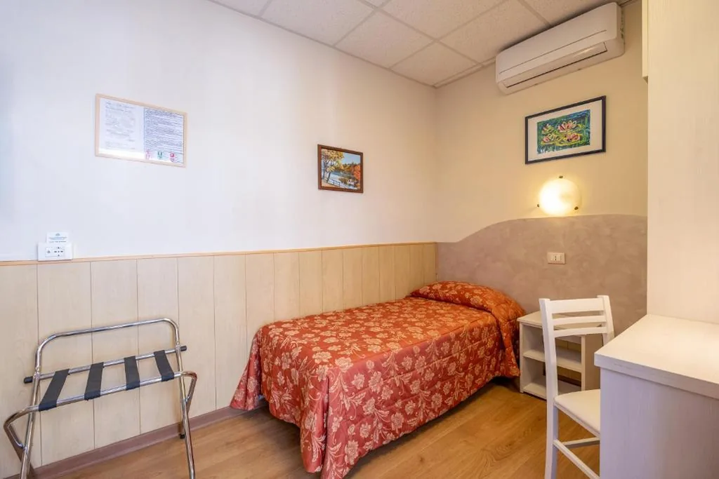 Camera Singola — Hotel Corso