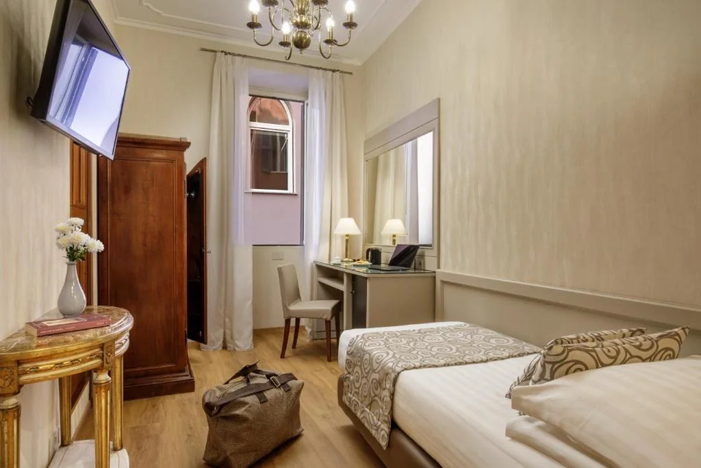 Single Room — Hotel Della Torre Argentina