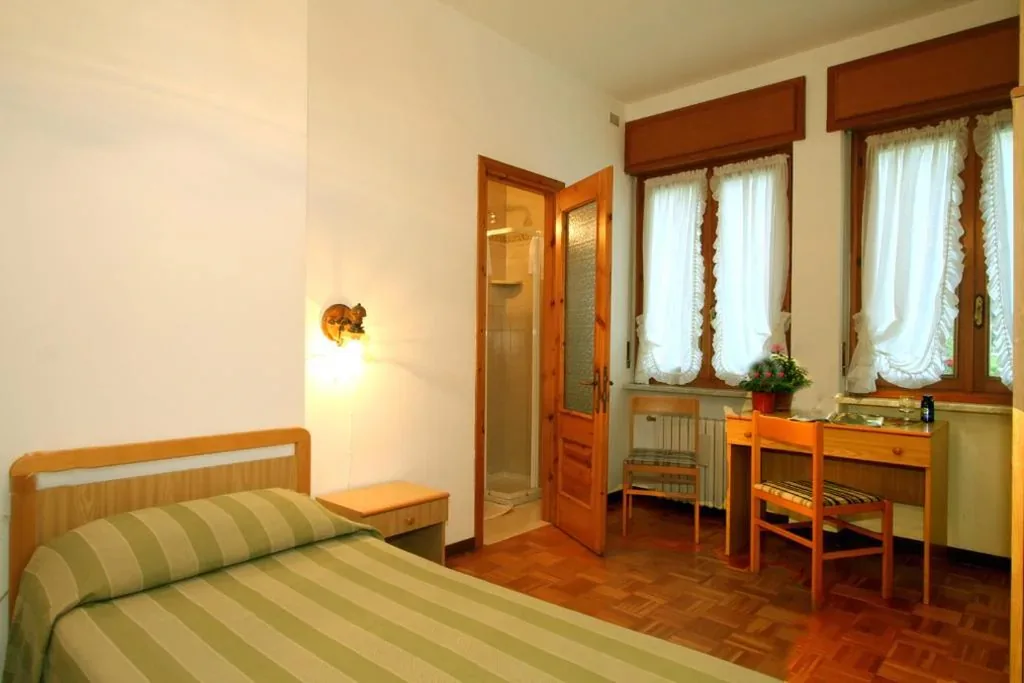 Single Room — Hotel Edelweiss