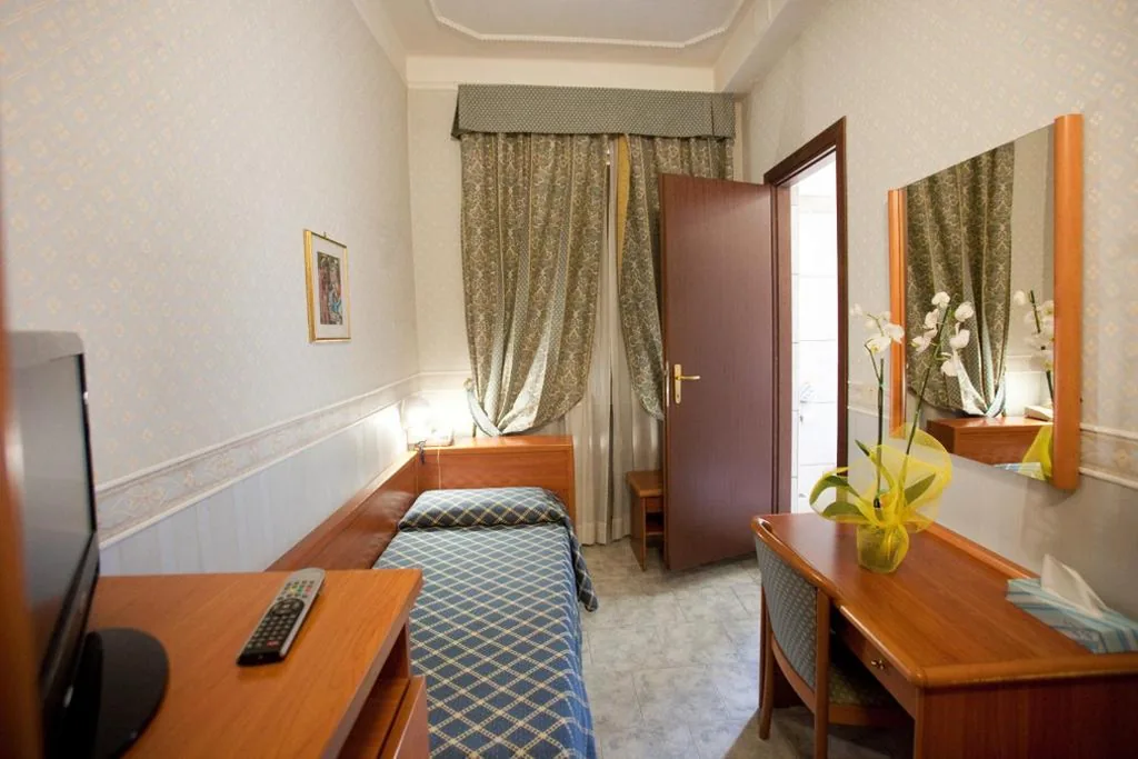 Camera Singola — Hotel Emmaus
