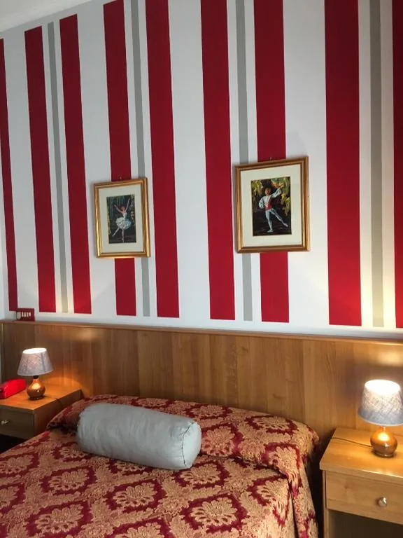 Single Room — Hotel Facioni