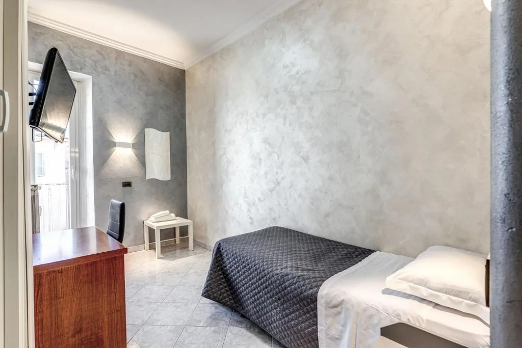 Camera Singola — Hotel Family House