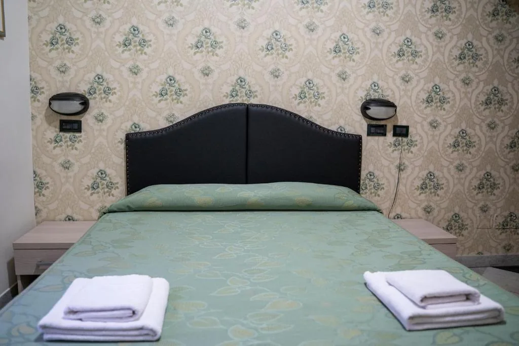 Single Room — Hotel Ferrarese