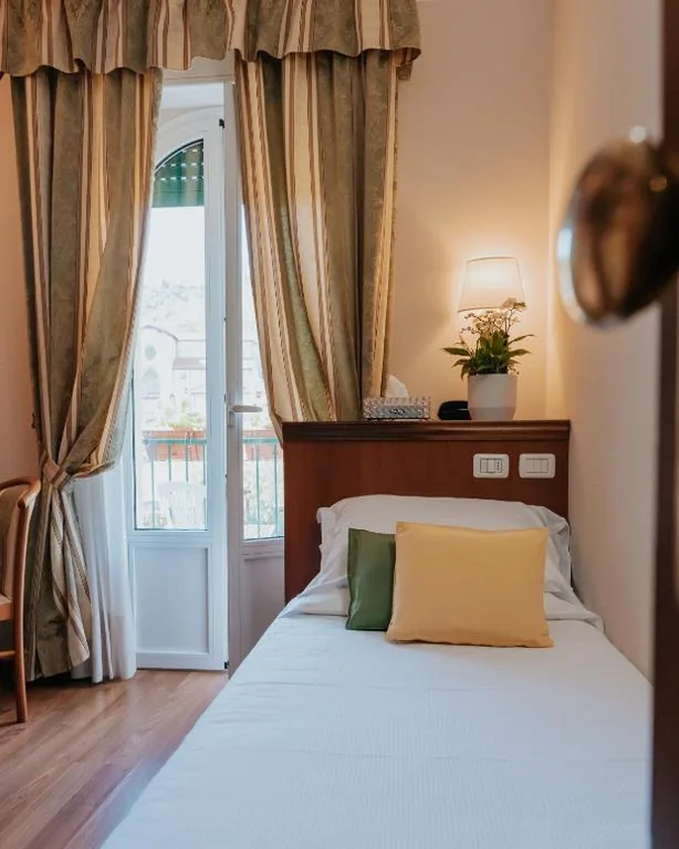 Camera Singola — Hotel Flora