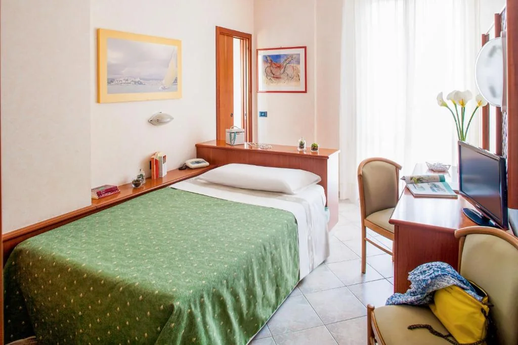 Single Room — Hotel Gabriella