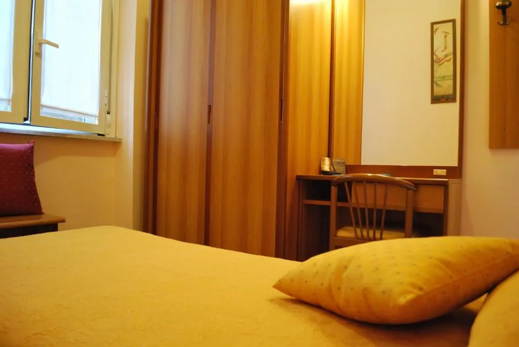 Camera Singola — Hotel Galleano