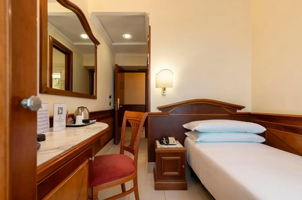 Camera Singola — Hotel Hiberia