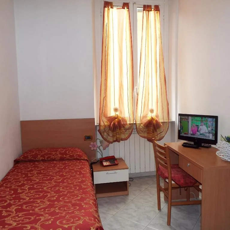 Camera Singola — Hotel Ideale