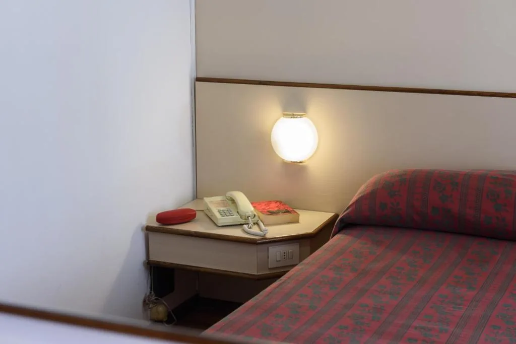 Camera Singola — Hotel Italie et Suisse