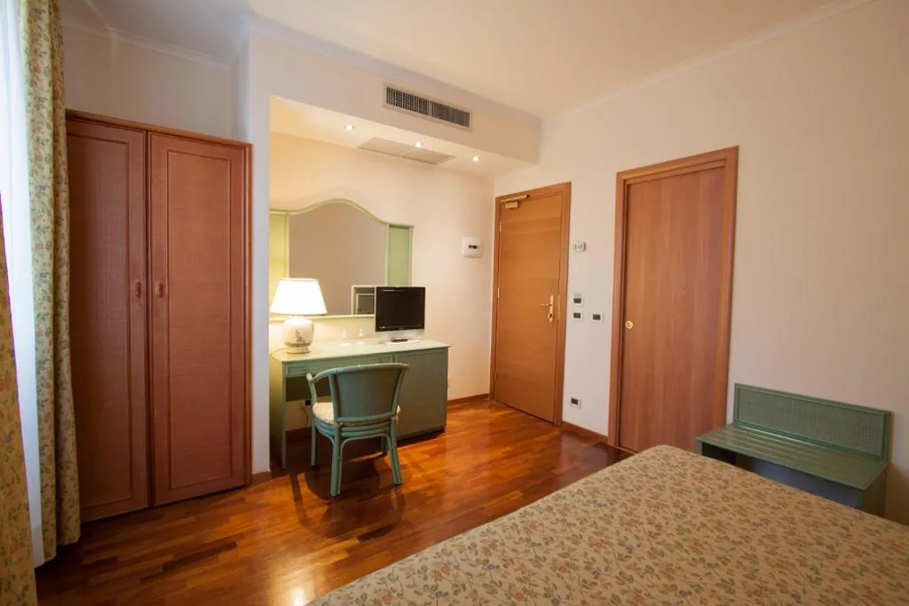 Camera Singola — Hotel Laurentia