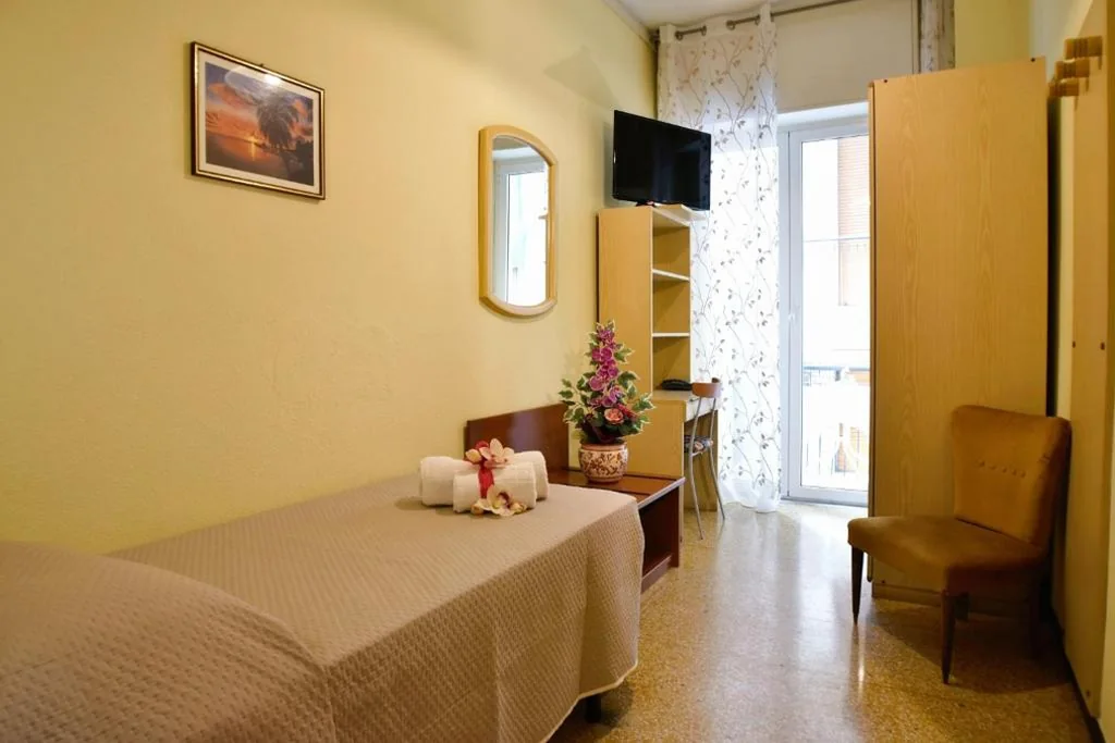 Single Room — Hotel Mediterranea