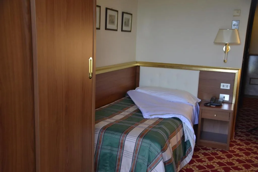 Camera Singola — Hotel Milan Speranza Au Lac