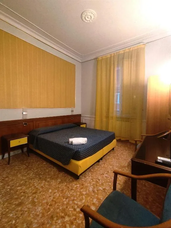 Camera Singola — Hotel Milazzo Roma