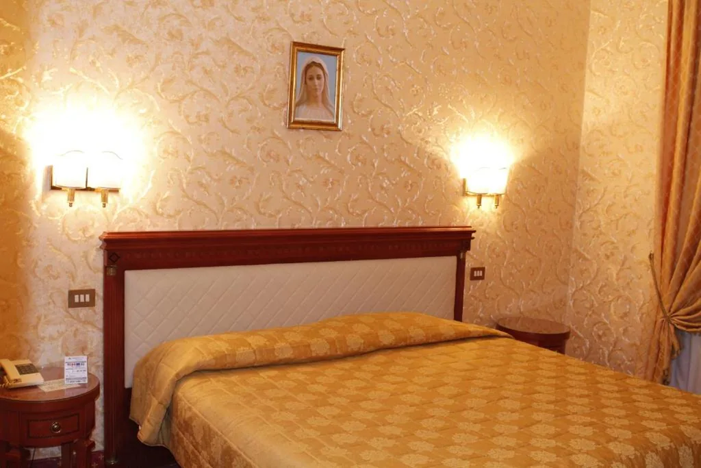 Camera Singola — Hotel Pace Elvezia