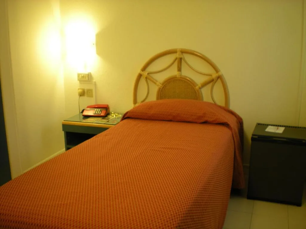 Camera Singola — Hotel Palme