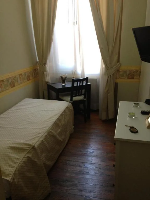 Single Room — Hotel Portofino