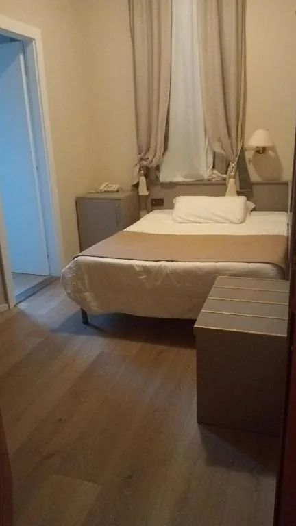 Single Room — Hotel Rosa Dei Venti