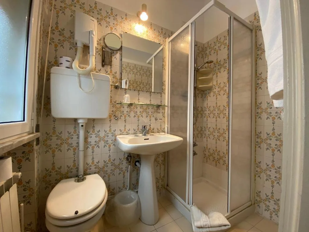 Single Room — Hotel San Marco