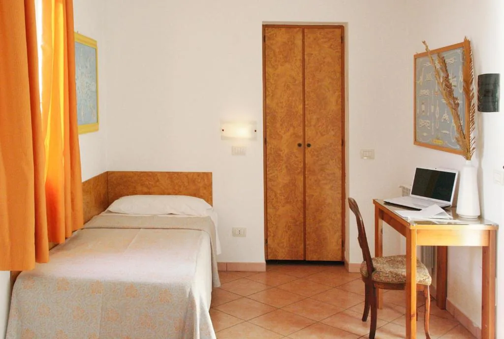 Camera Singola — Hotel Sirenetta