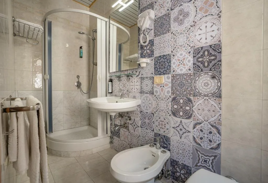 Camera Singola — Hotel Siviglia