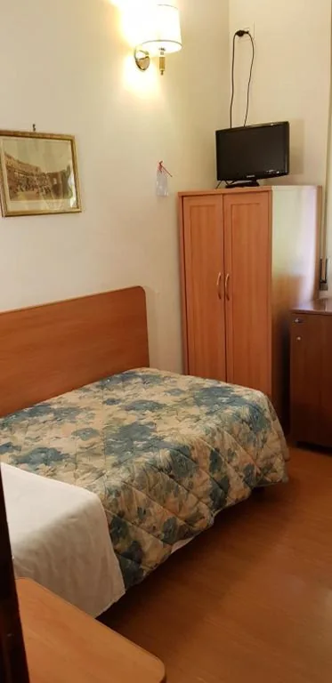 Single Room — Hotel Tirreno
