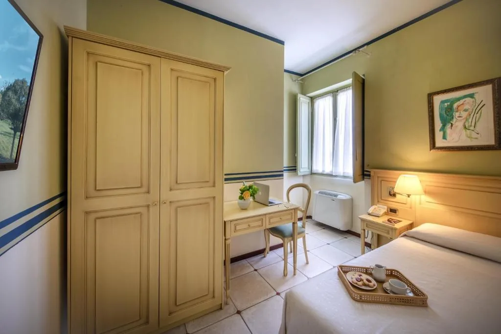 Single Room — Hotel Villa Liberty