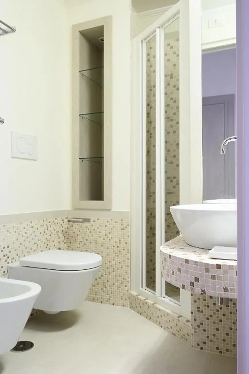 Single Room — Lory House