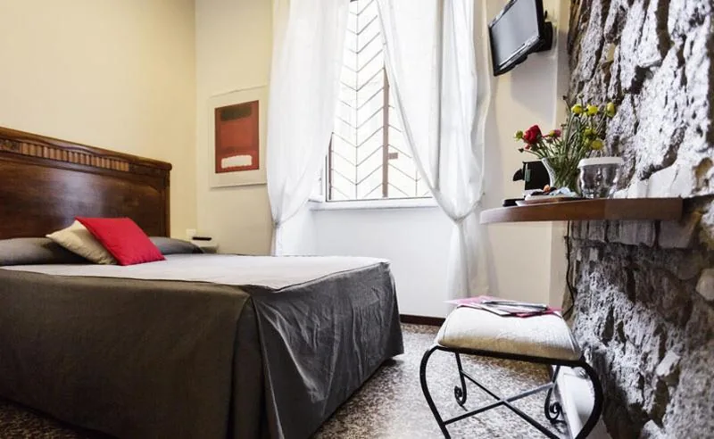 Single Room — Maison Colosseo (Via dei Querceti 24)