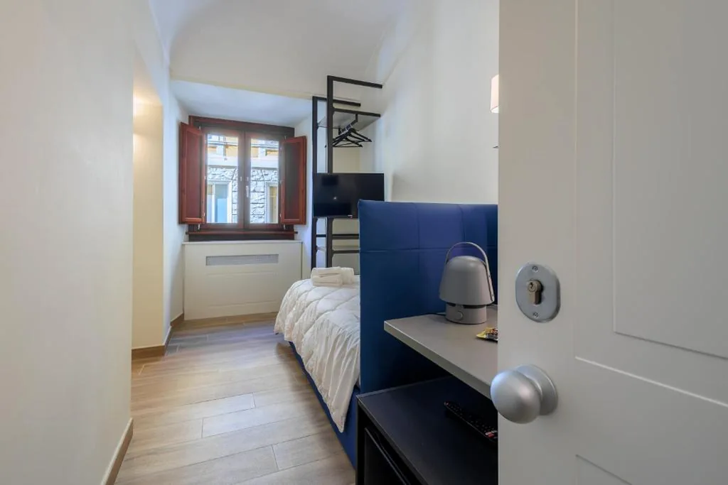Single Room — Mater Rooms & Suites