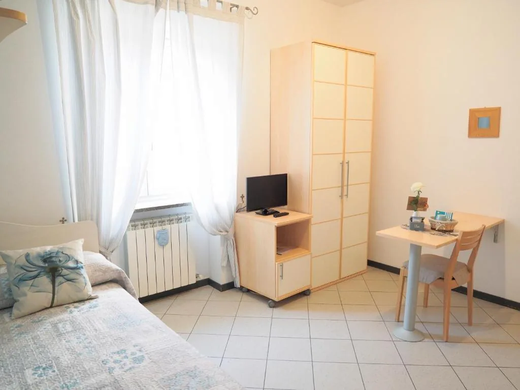 Camera Singola — Mini-Appartamenti, Camere Lanterna Blu