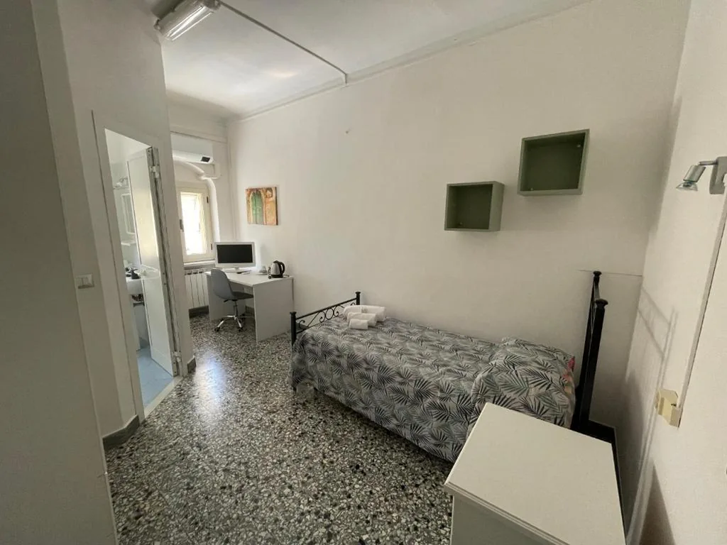 Camera Singola — Ostello San Giovanni Bosco