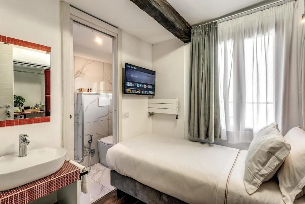 Camera Singola — Piazza di Spagna Comfort Rooms