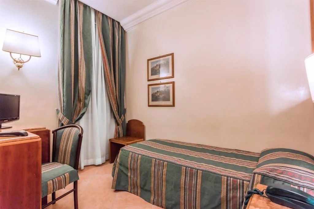 Camera Singola — Raeli Hotel Floridia