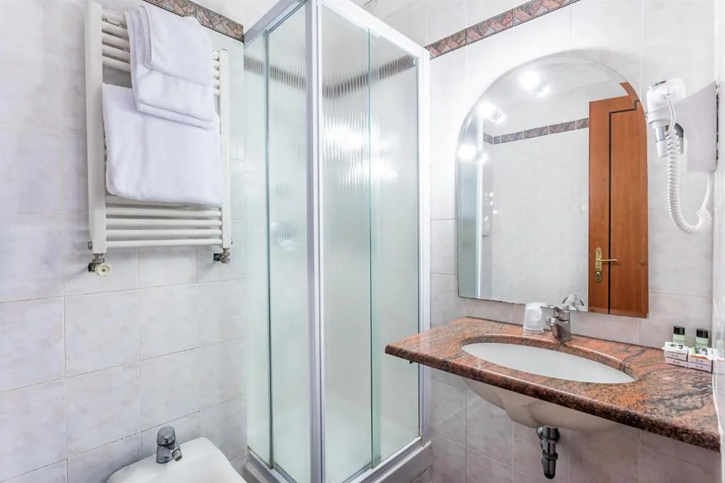Single Room — Raeli Hotel Siracusa