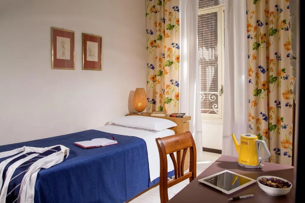 Single Room — Roma Central Guest House