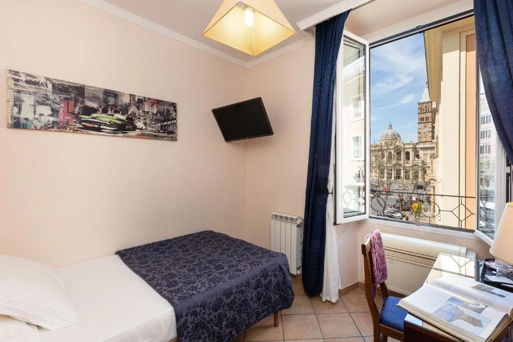 Single Room — Rome To Stay