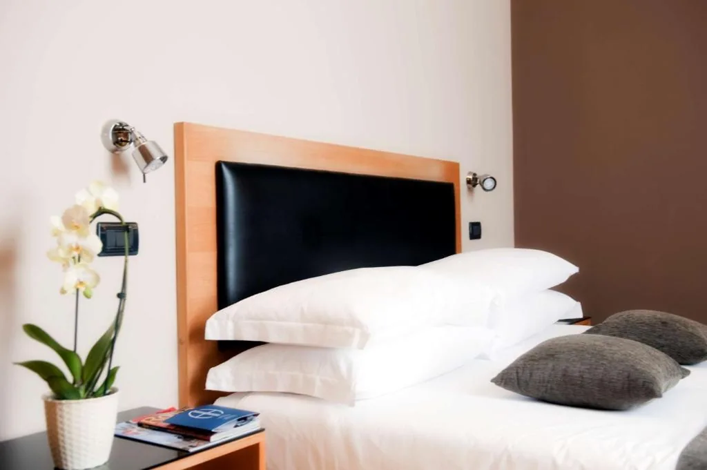 Standard Single Room with French Bed — Best Western Ars Hotel