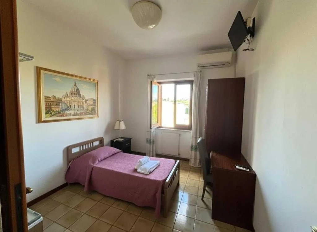 Standard Single Room — Domus Getsemani