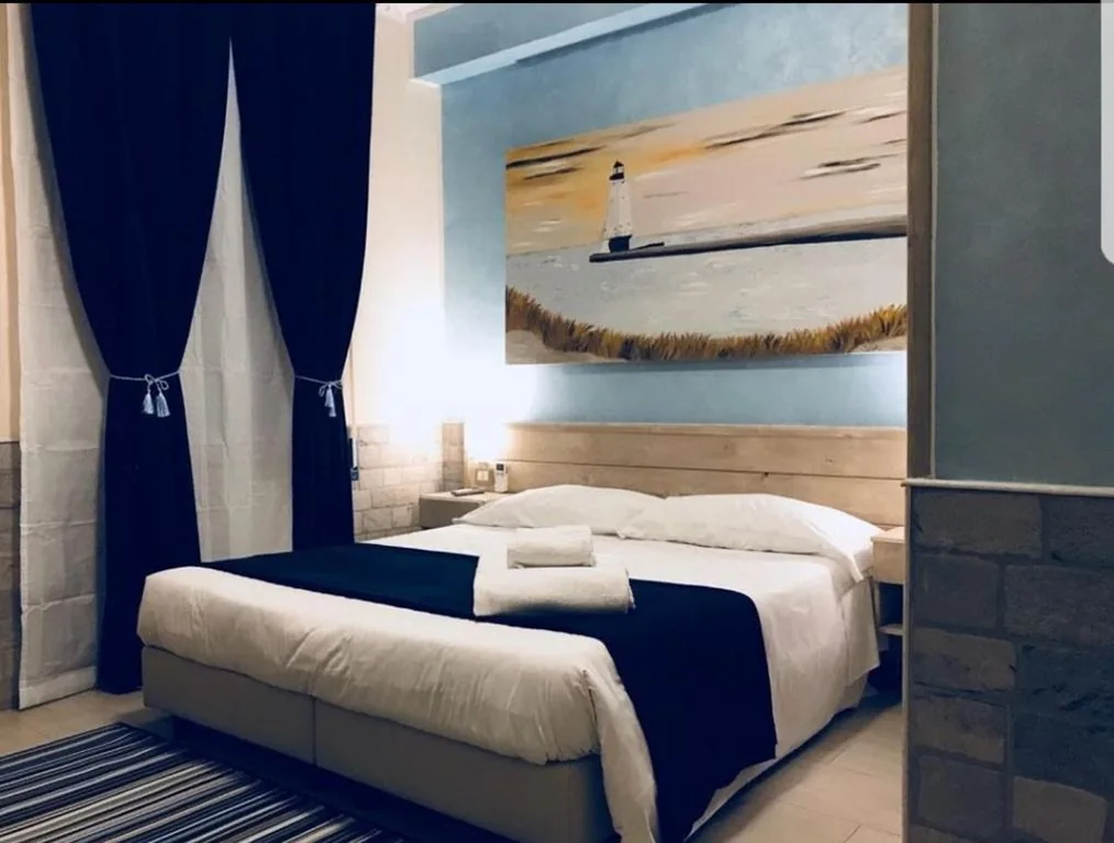 Camera Singola Standard — Fiumicino Airport B&B Deluxe