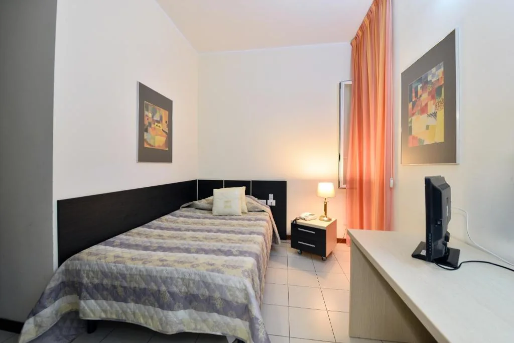 Camera Singola Standard — Hotel Ferrari