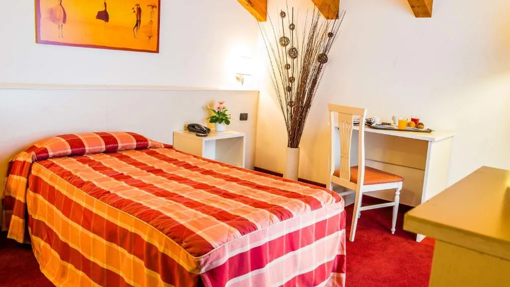 Camera Singola Standard — Hotel Gallia