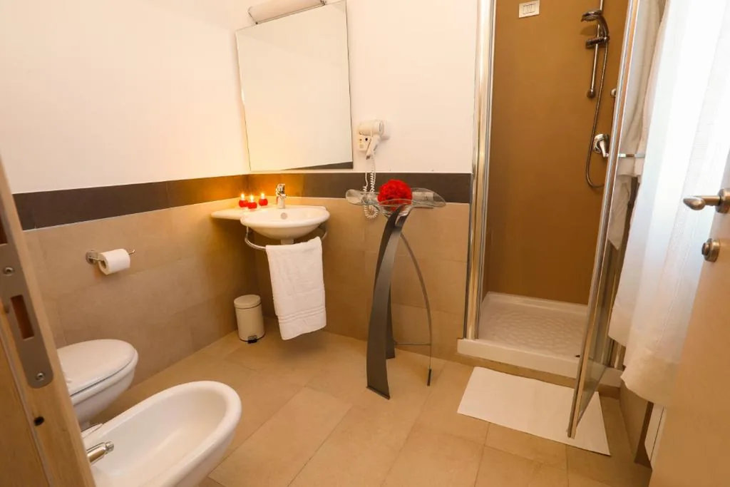 Standard Single Room — Le Onde Resort