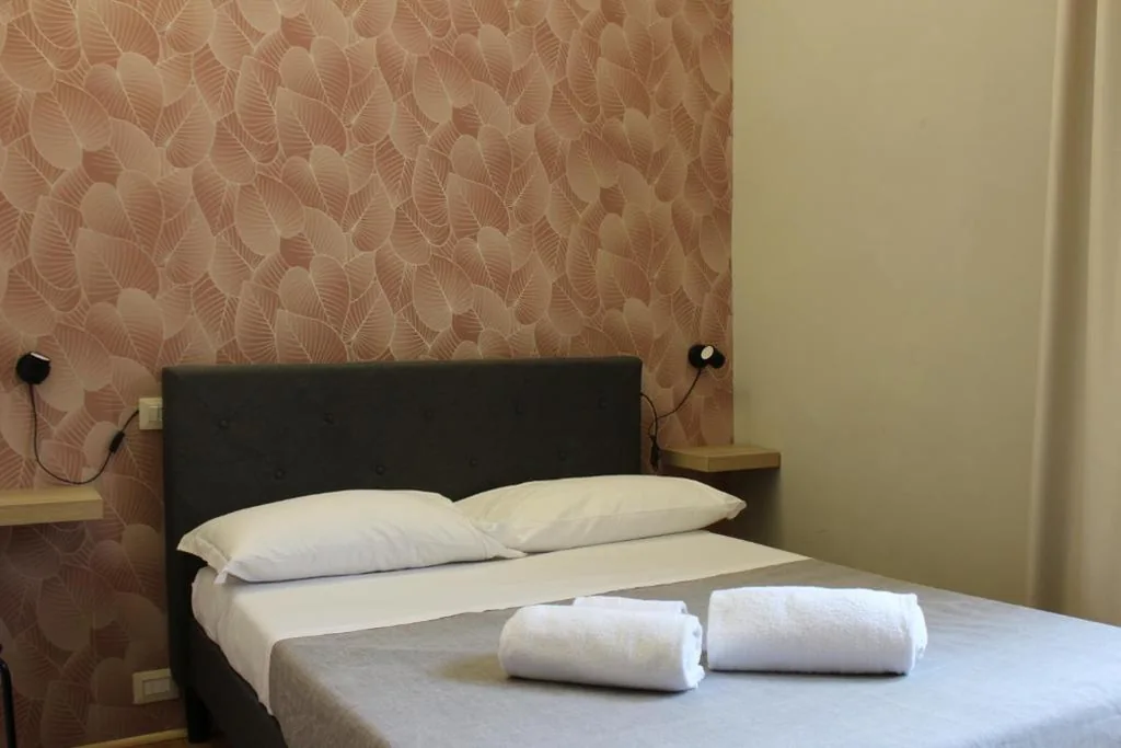Camera Singola Standard — Rooms Piramide 1